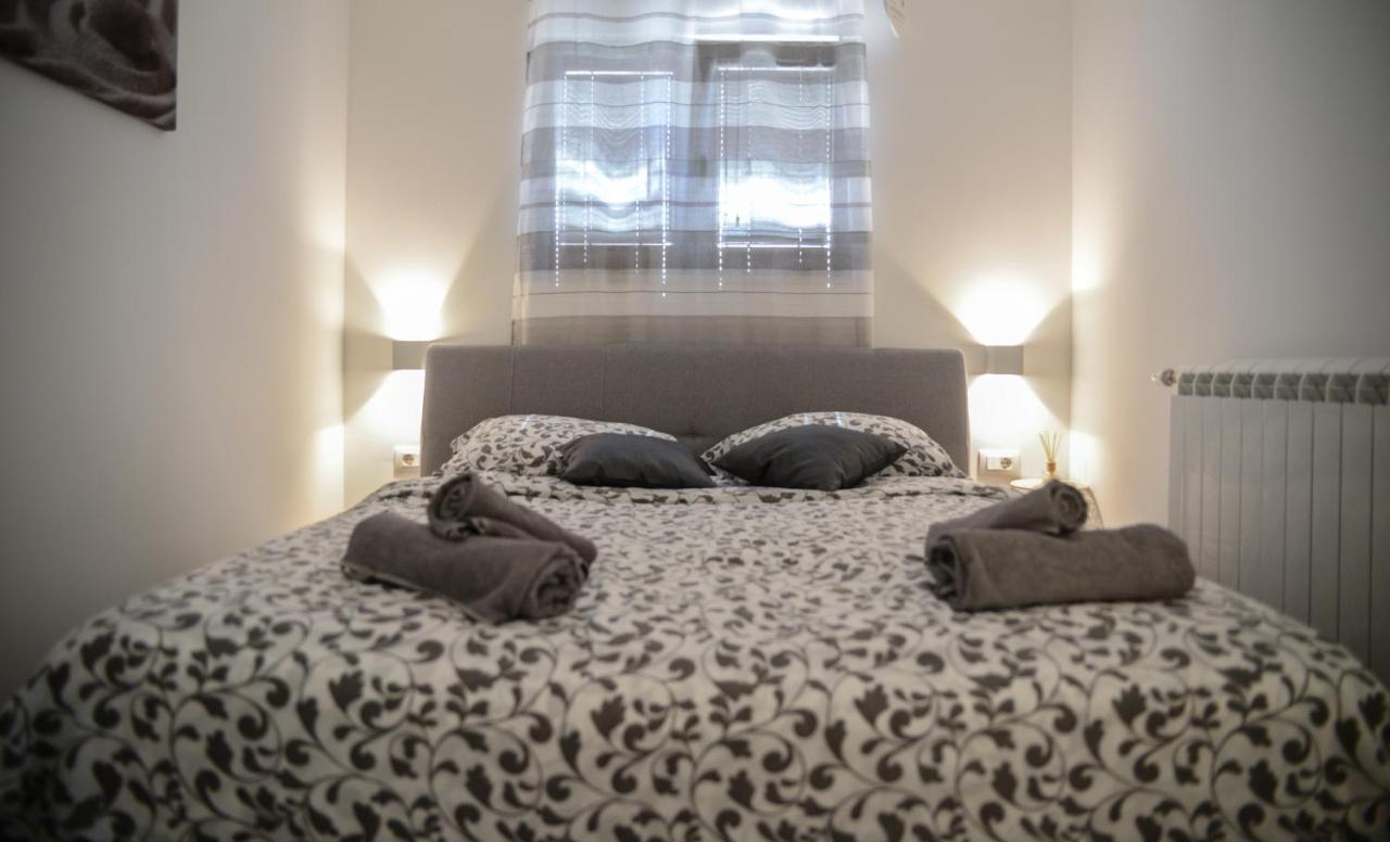 Modern Getaway Studio For Two Rovinj Exteriör bild