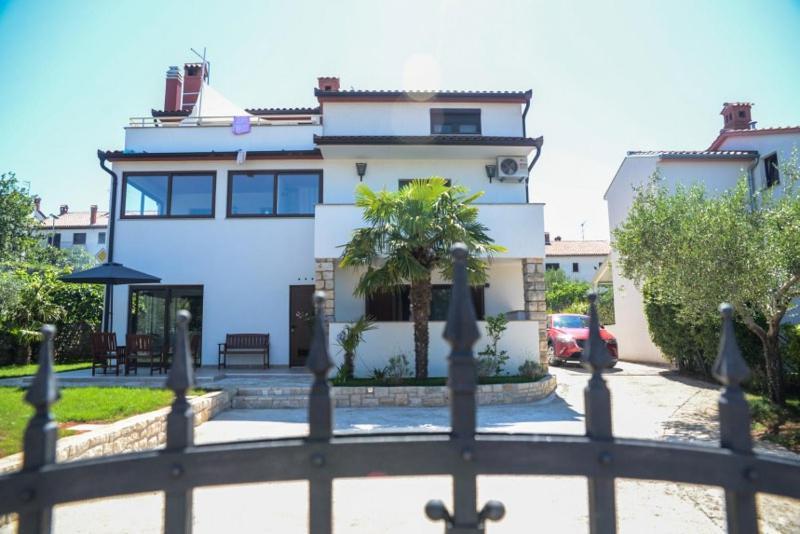 Modern Getaway Studio For Two Rovinj Exteriör bild